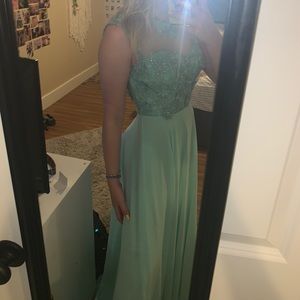 Prom dress